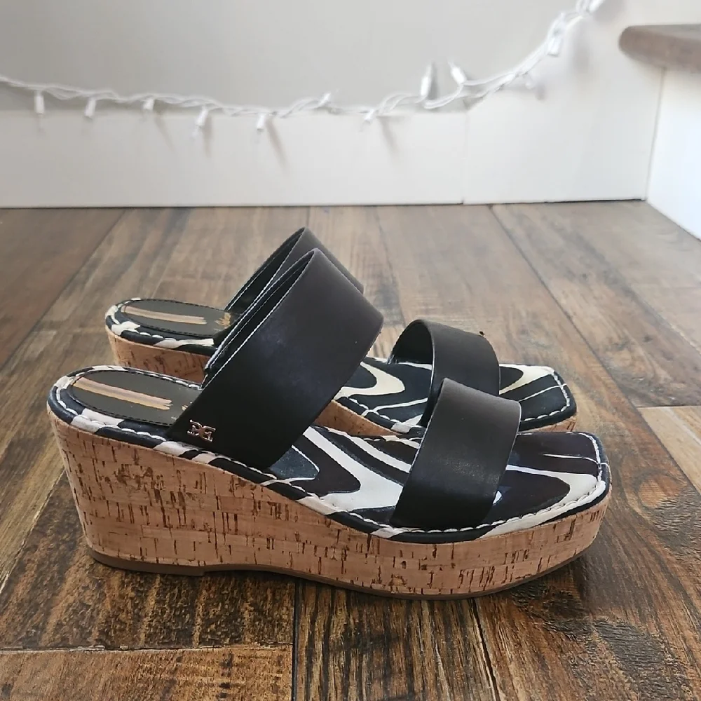 Sam Edelman Alissa Black ‎ and Tan Wedge Sandals